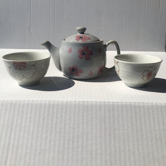 Daiso Japan Kitchen Daiso Ceramic Teapot With Strainer And 2 Cups Pink Floral Design Japan